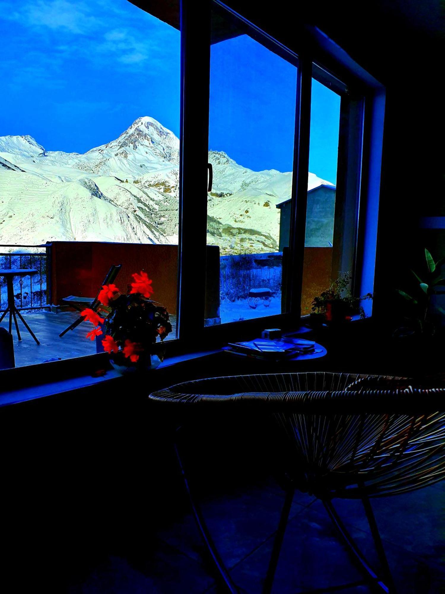 Nikolo Inn Kazbegi Exteriör bild