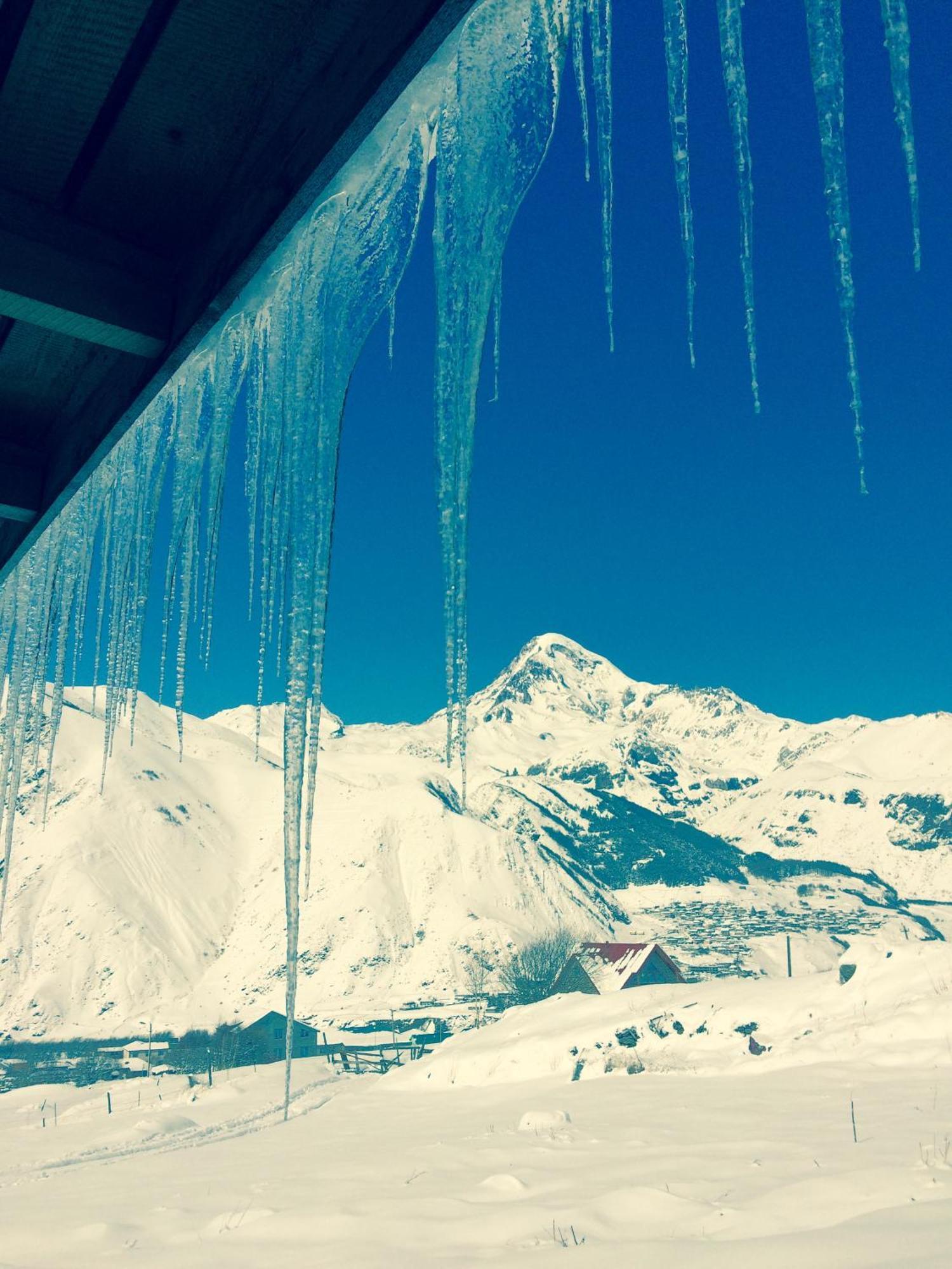 Nikolo Inn Kazbegi Exteriör bild