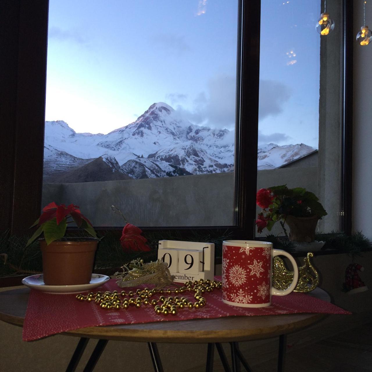 Nikolo Inn Kazbegi Exteriör bild