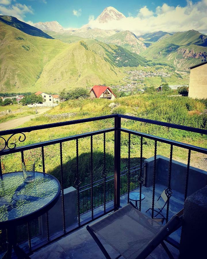 Nikolo Inn Kazbegi Exteriör bild