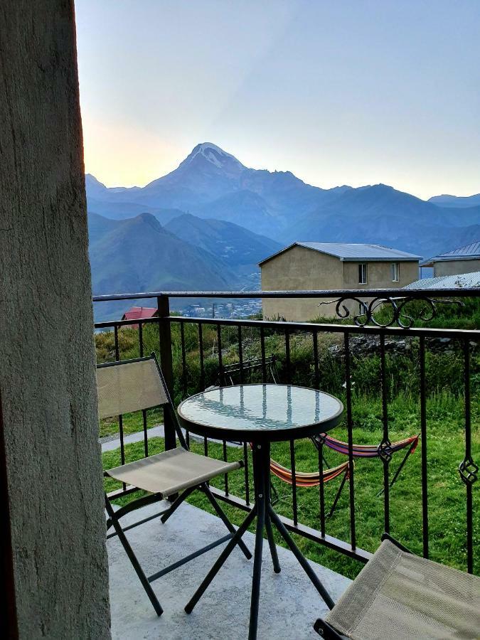 Nikolo Inn Kazbegi Exteriör bild